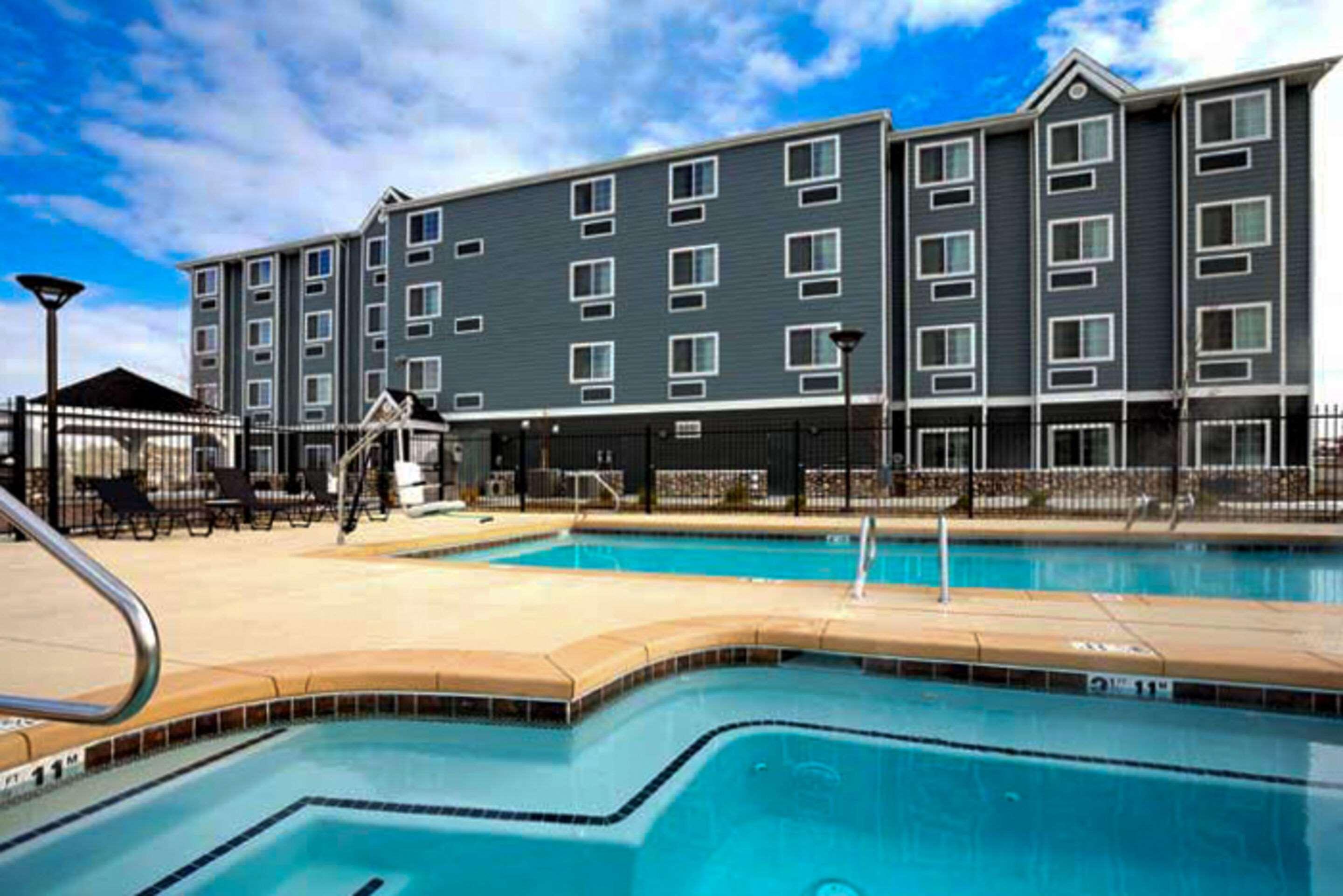 Hotel Comfort & Aztec
